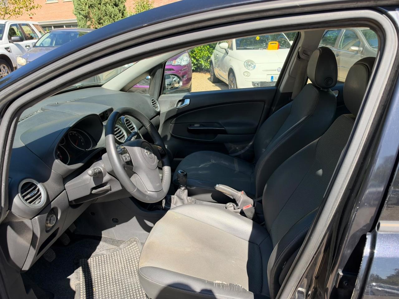 Opel Corsa 1.2 5 porte Club