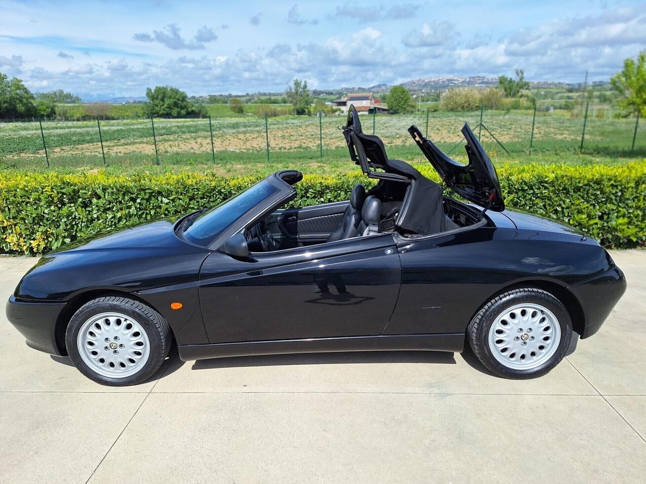 Alfa Romeo GTV 1.8i 16V Twin Spark Cabriolet