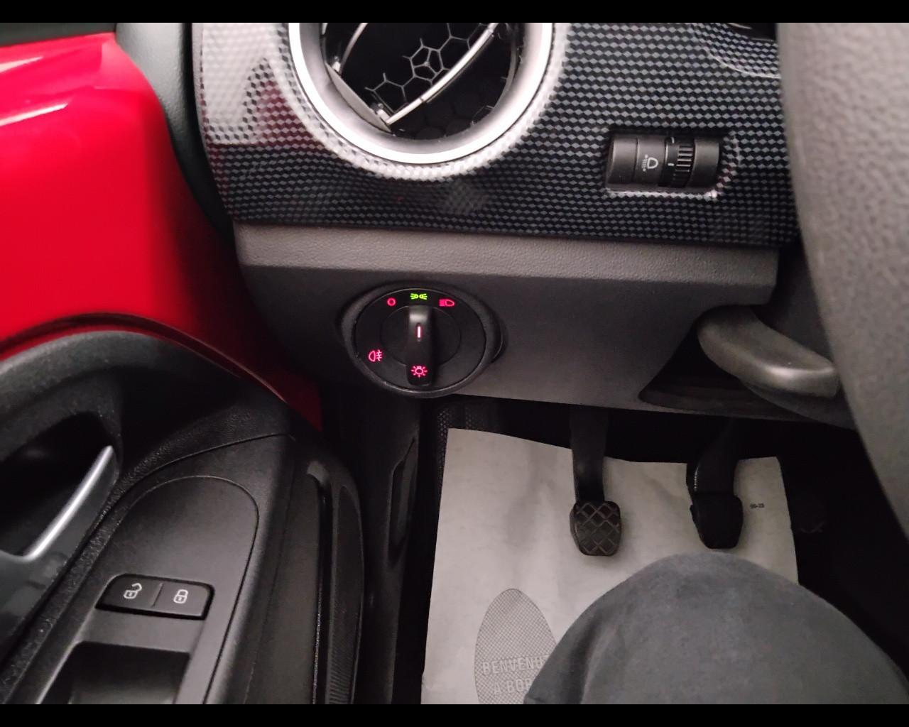 VOLKSWAGEN up! 5p 2017 - up! 5p 1.0 eco up! Move up! 68cv my20