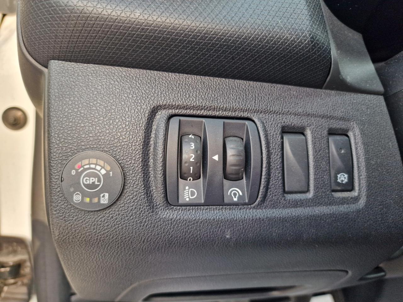 Renault Clio TCe 12V 90 CV GPL 5 porte Life