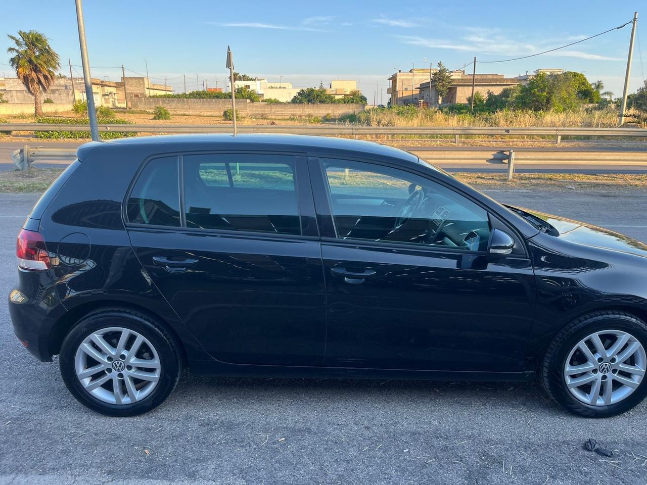Volkswagen Golf 1.6 5p. Highline Gpl Unipro 2009