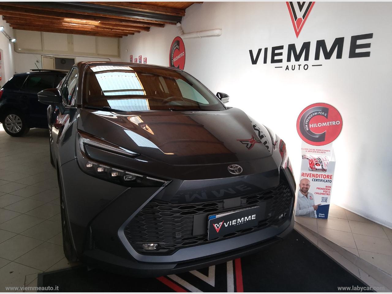 TOYOTA C-HR 1.8 HV Trend