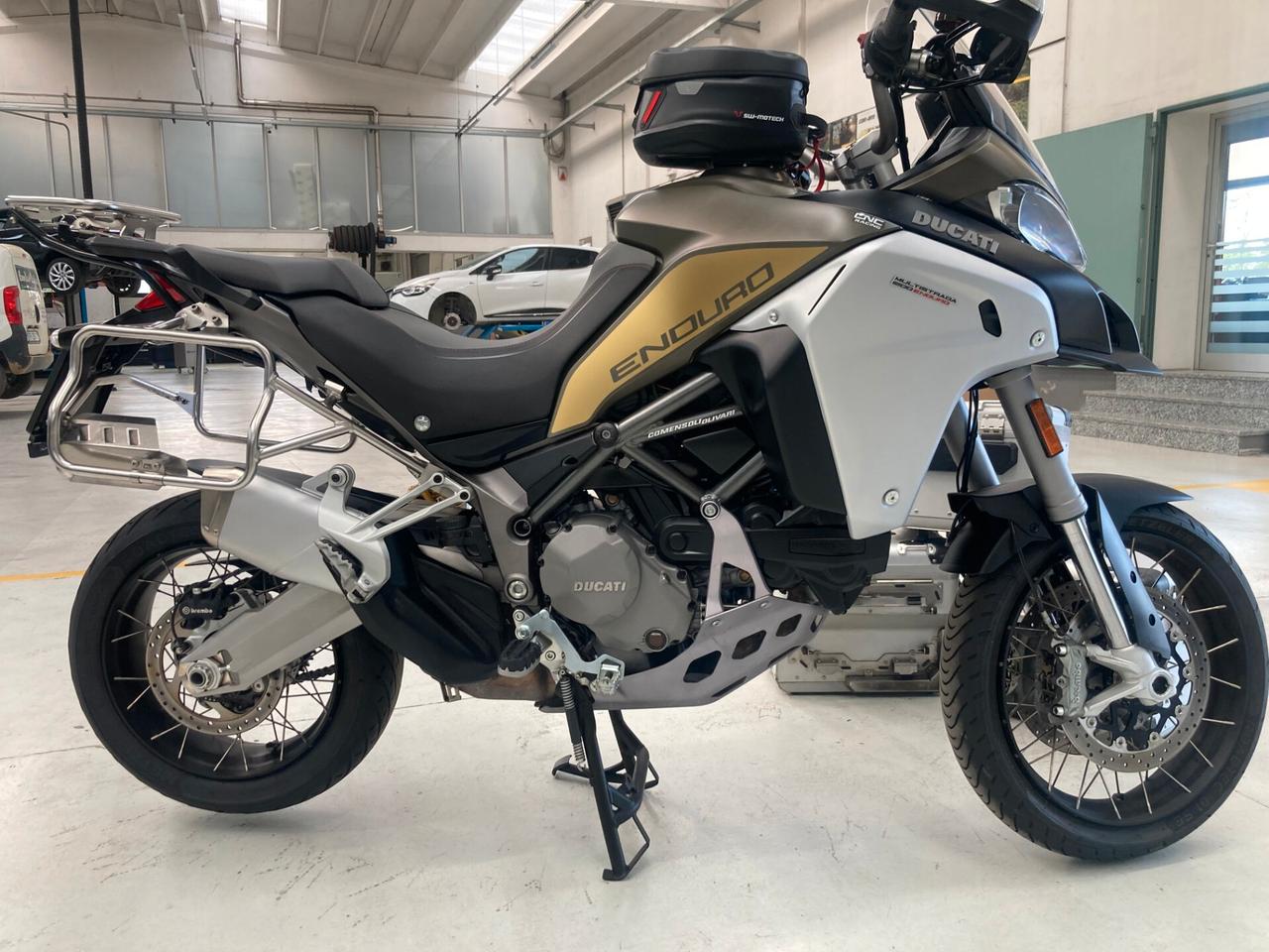 Ducati Multistrada 1200 enduro super accessoriata