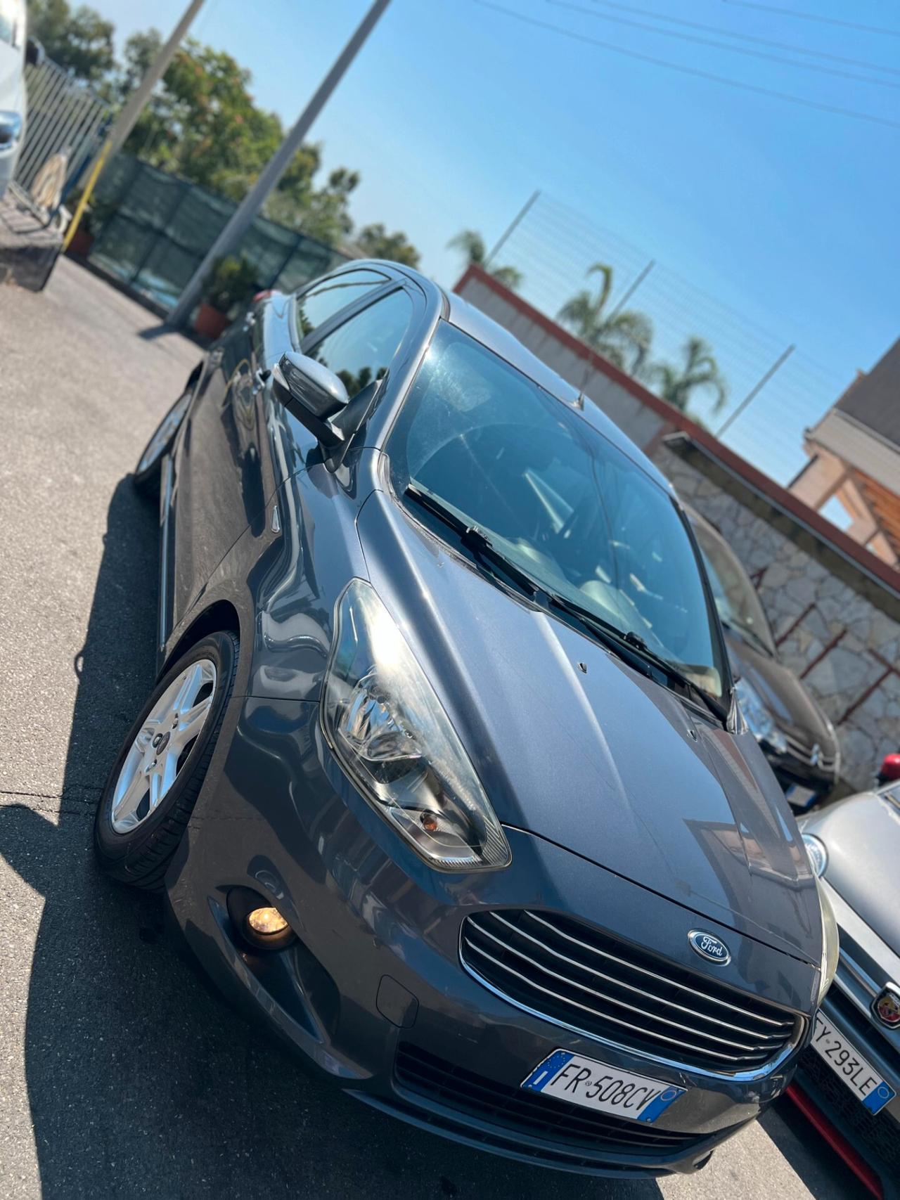 Ford Ka 1.2 Ti-VCT 85 CV Ultimate Color
