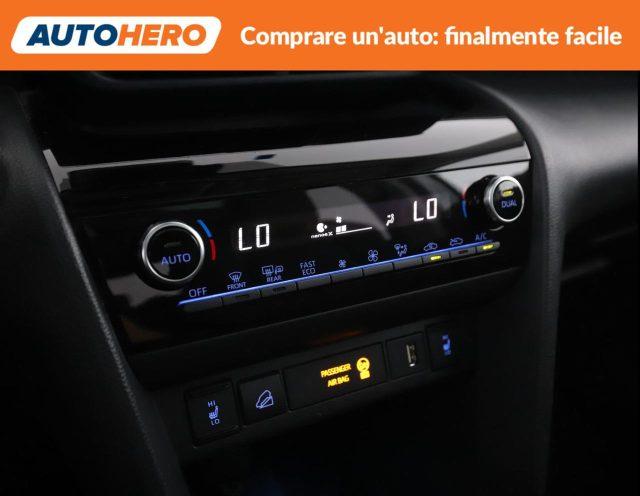TOYOTA Yaris Cross 1.5 Hybrid 5p. E-CVT AWD-i Lounge