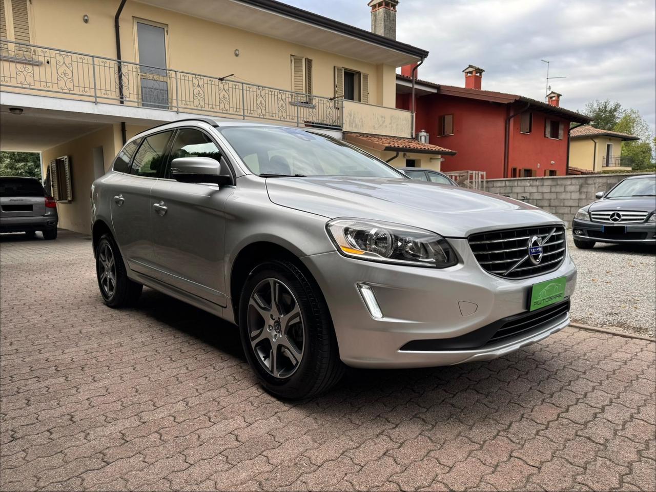 Volvo XC 60 XC60 D4 AWD Momentum