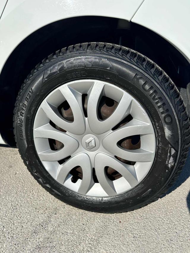 RENAULT Clio 1.5 dCi 8V 75CV 5 porte Live OK NEOPATENTATO