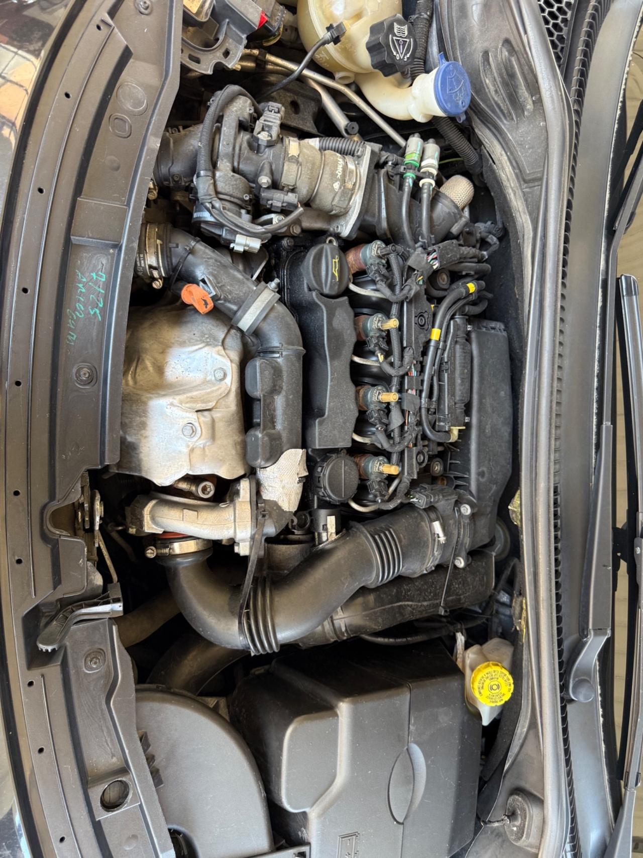 Peugeot 207 1.6 HDi 90CV 5p. XT