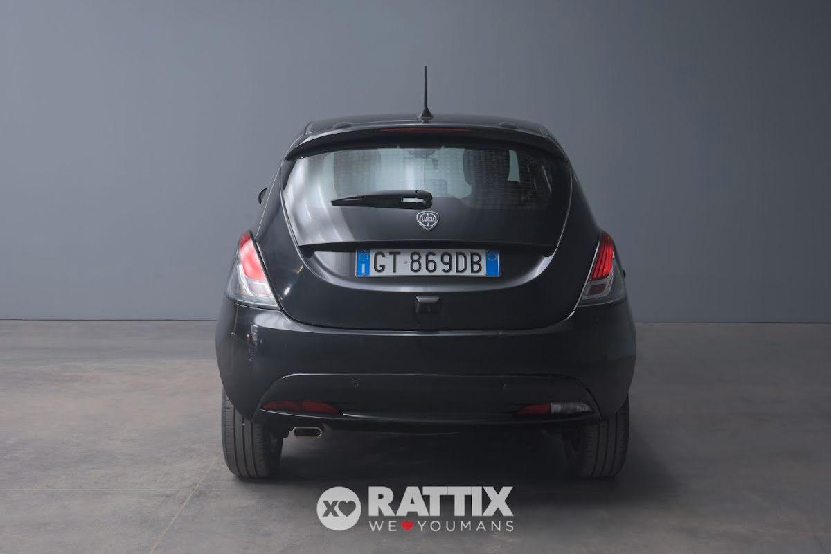 Lancia Ypsilon 1.0 Firefly Hybrid 70CV Platino