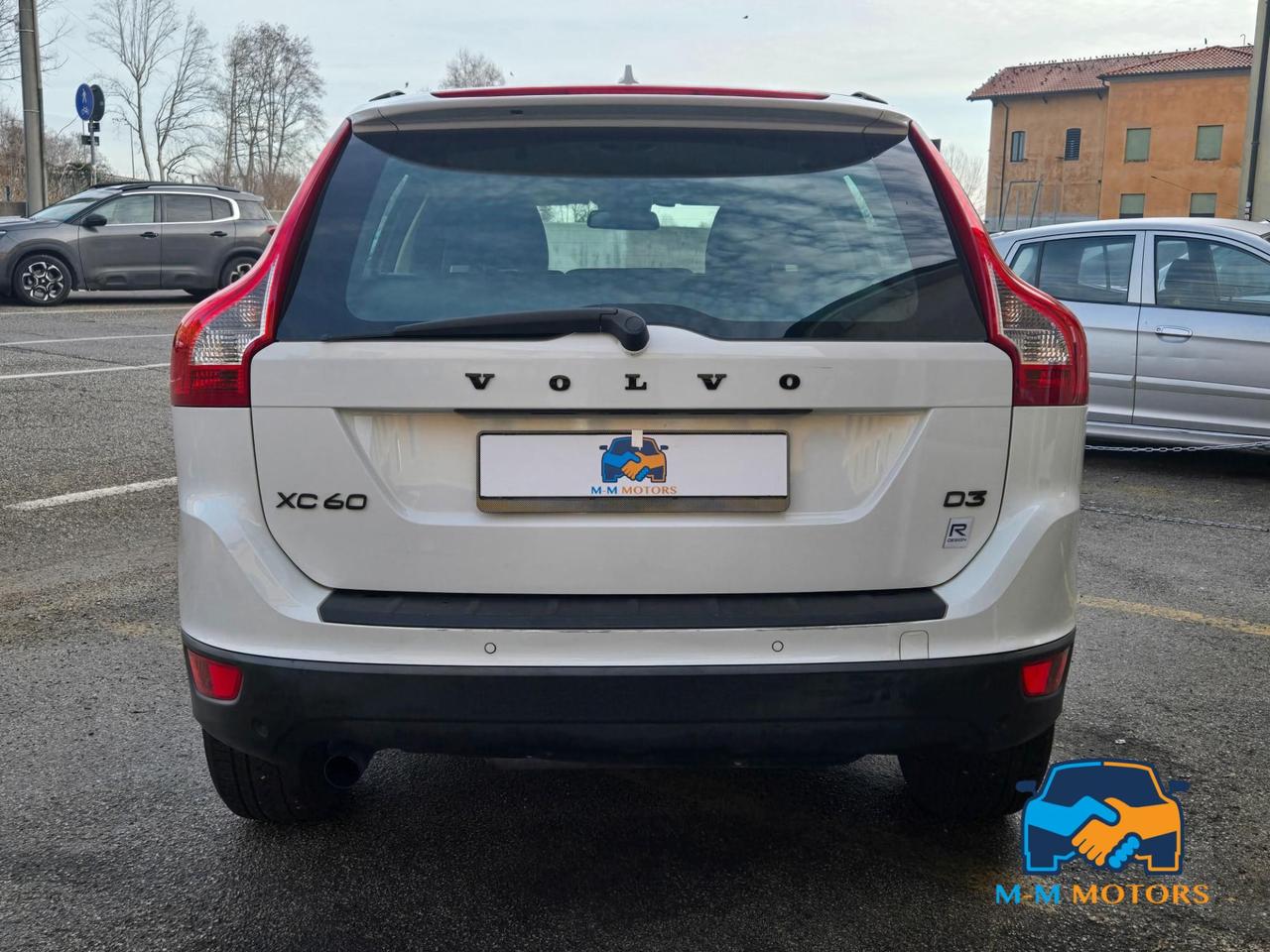 Volvo XC60 2.0 d4 (d3) R-design geartronic