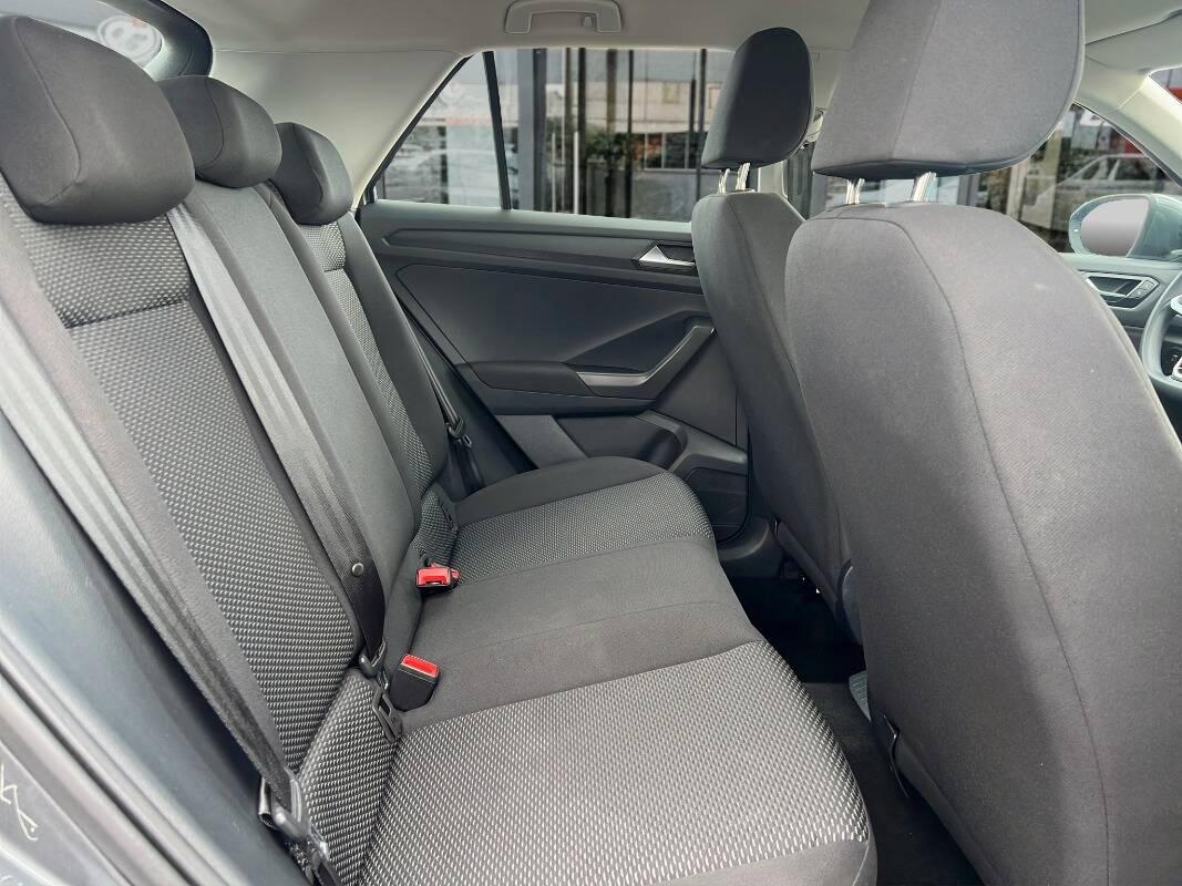 Volkswagen T-Roc 1.0 tsi Life 110cv Con CARPLAY