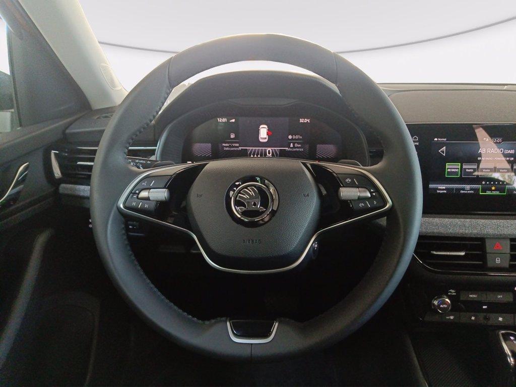 SKODA Kamiq 1.0 tsi black dots 115cv dsg del 2025