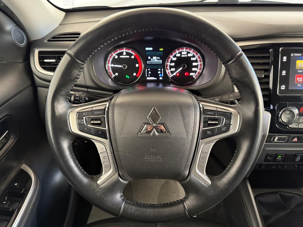 Mitsubishi L200 150CV 2.3 D Double Cab 4x4 Hurricane