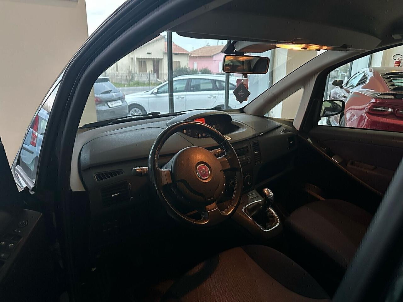 Fiat Idea 1.4 Dynamic EasyPower