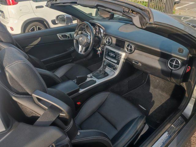 MERCEDES-BENZ SLK 200 Premium AMG