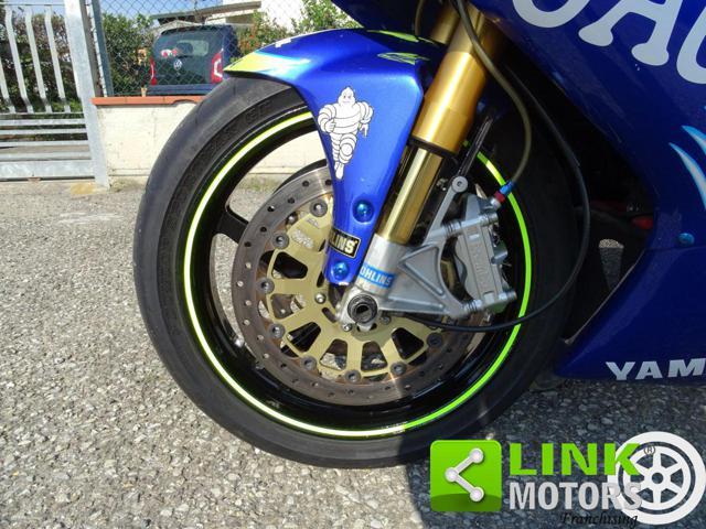 YAMAHA RD 500 LC REPLICA VALENTINO ROSSI