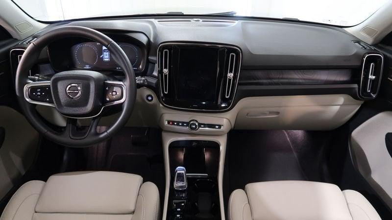 Volvo XC40 Recharge T5 Plug-in Hybrid Recharge Plus Bright