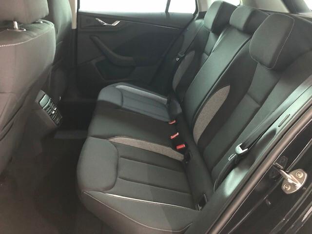 Skoda Kamiq 1.0 Tsi 95cv 130 Edition-Promo