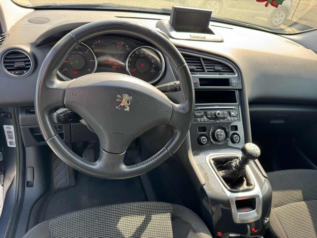 PEUGEOT 5008 1.6 HDi 112CV Business