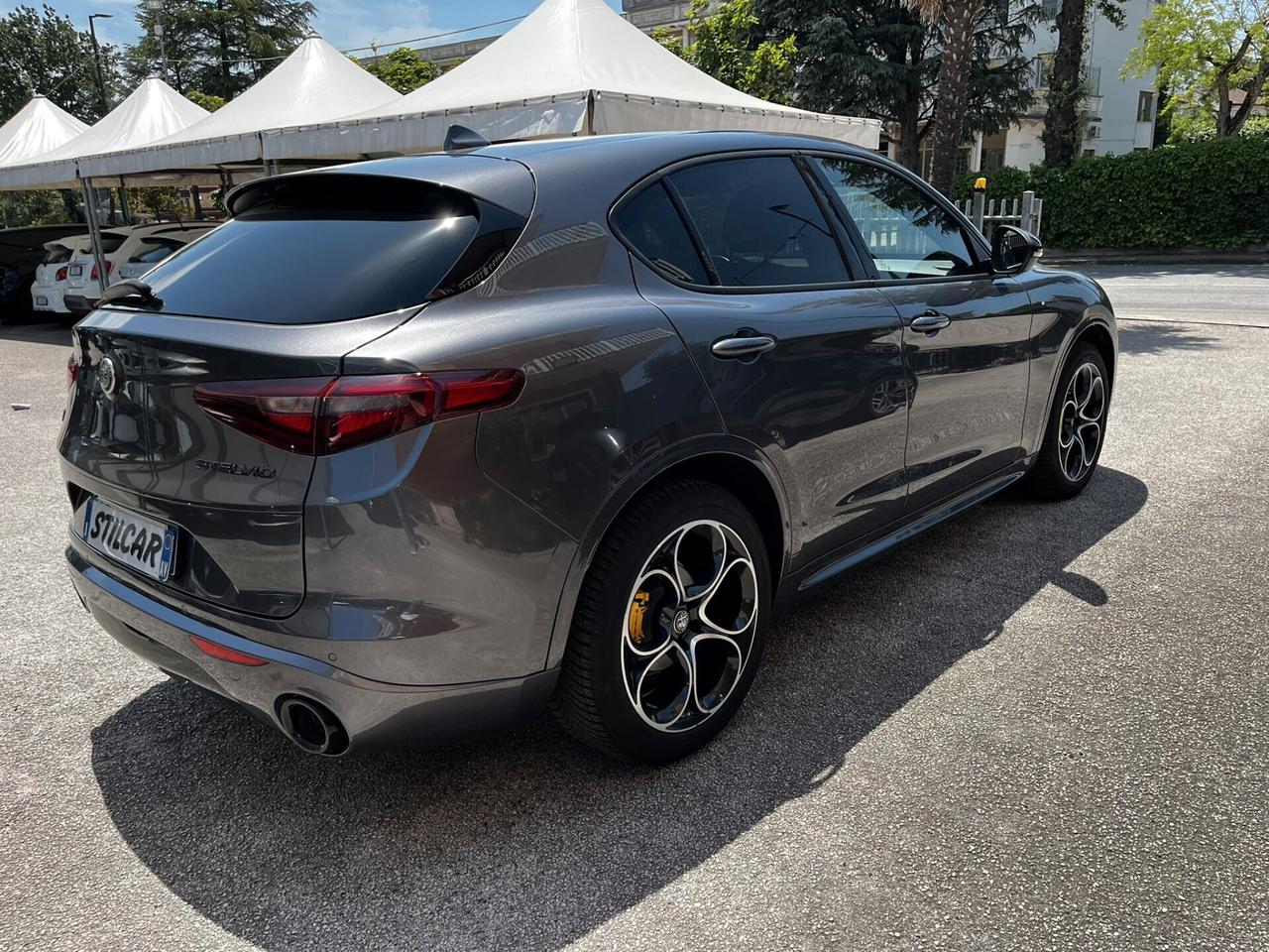Alfa Romeo Stelvio 2.2 Turbodiesel 210CV AT8 Q4 Veloce