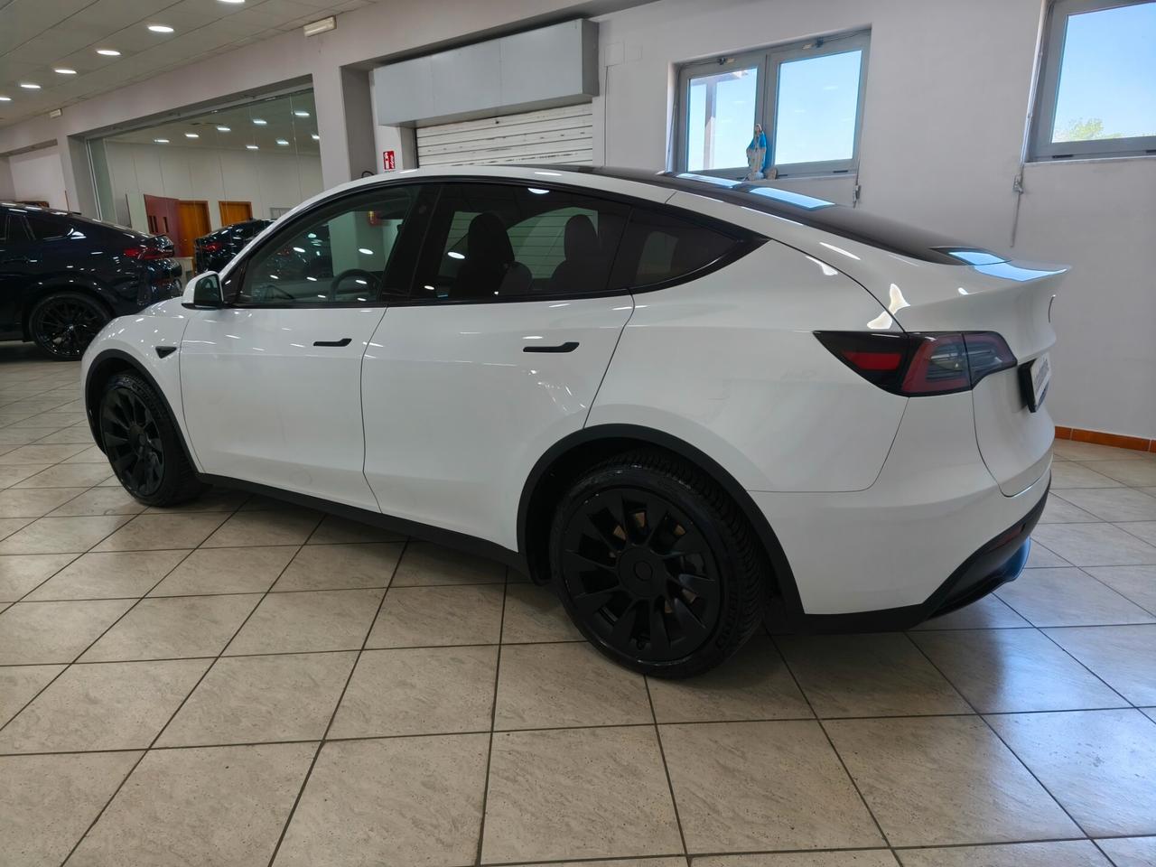 Tesla Model Y Long Range AWD Dual Motor (ARVAL SELECT GARANZIA 2 ANNI)