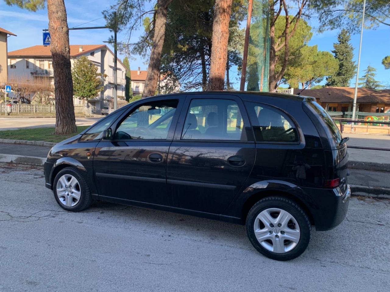 Opel Meriva gpl di serie neopatentati