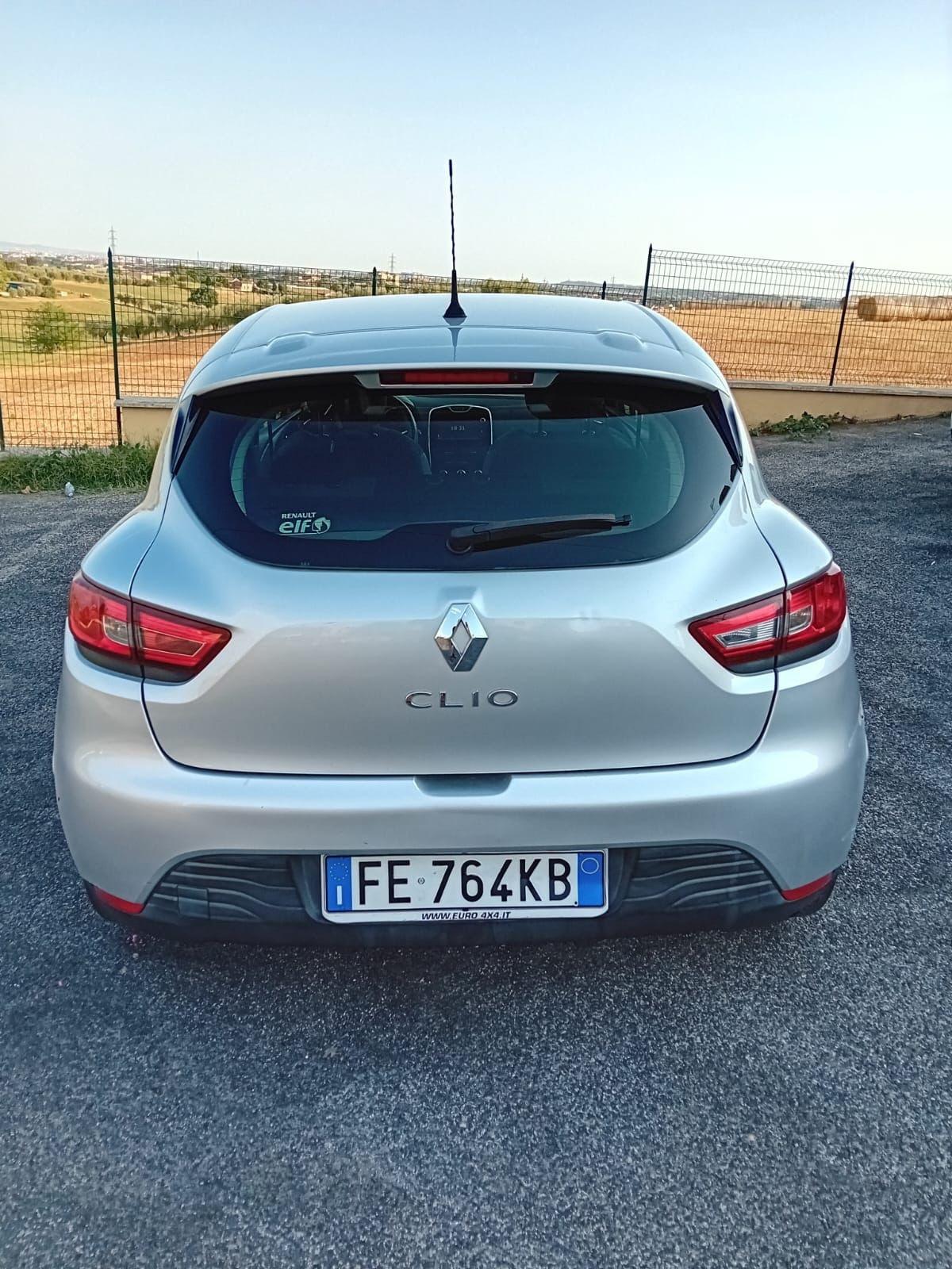 Renault Clio 1.2 75CV 5 porte Zen