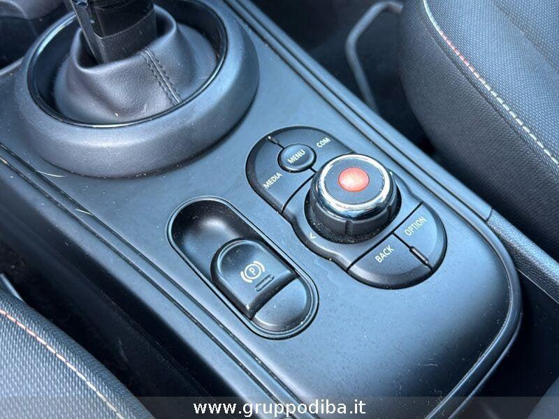 MINI Countryman Mini F60 2017 Diese Mini 2.0 Cooper D Boost auto my18