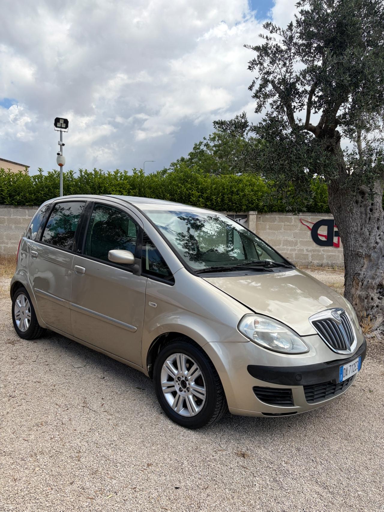 Lancia MUSA 1.3 Multijet 16V 70 CV Oro full