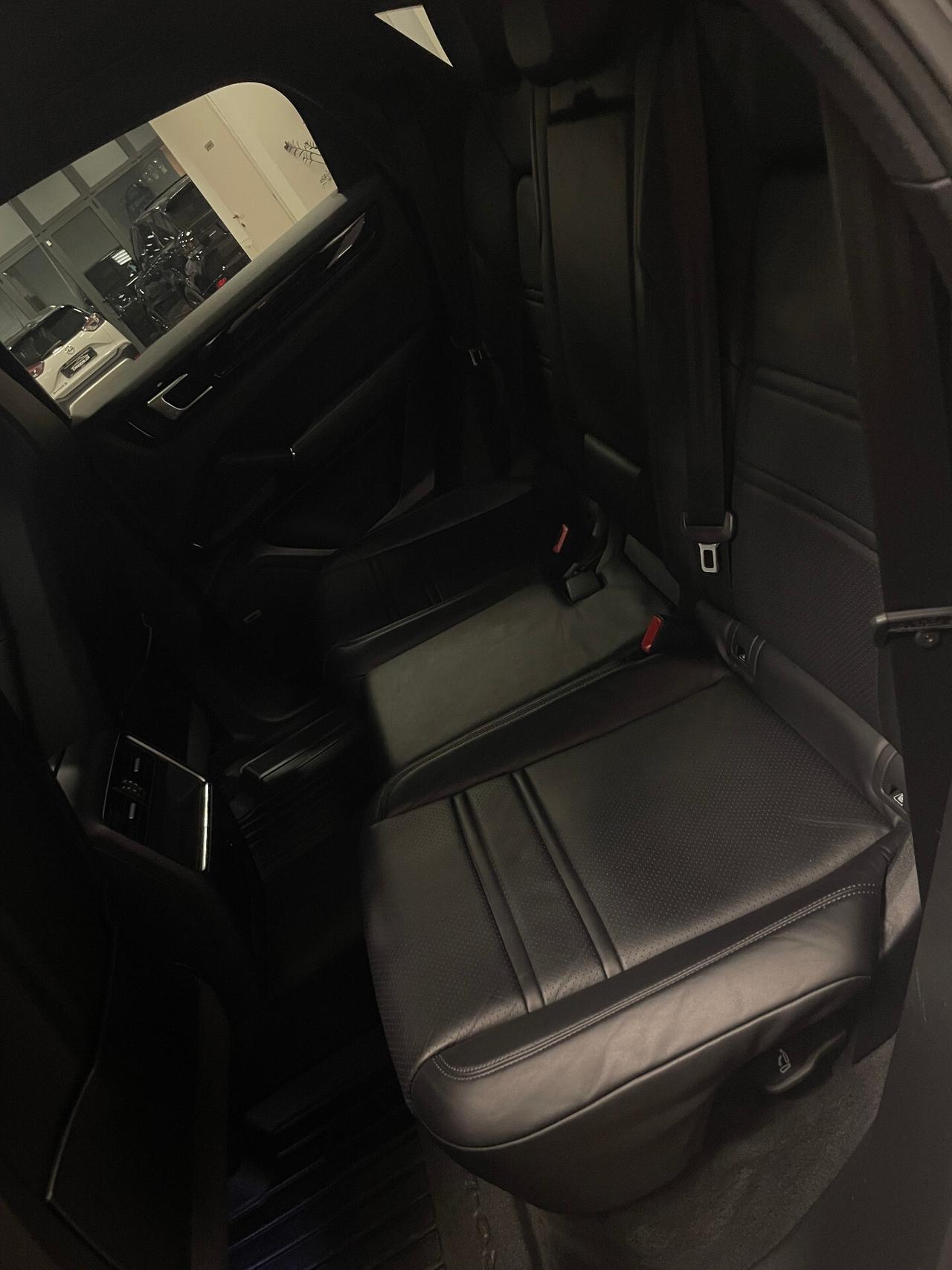 Porsche Cayenne Coupé 3.0 V6 E-Hybrid