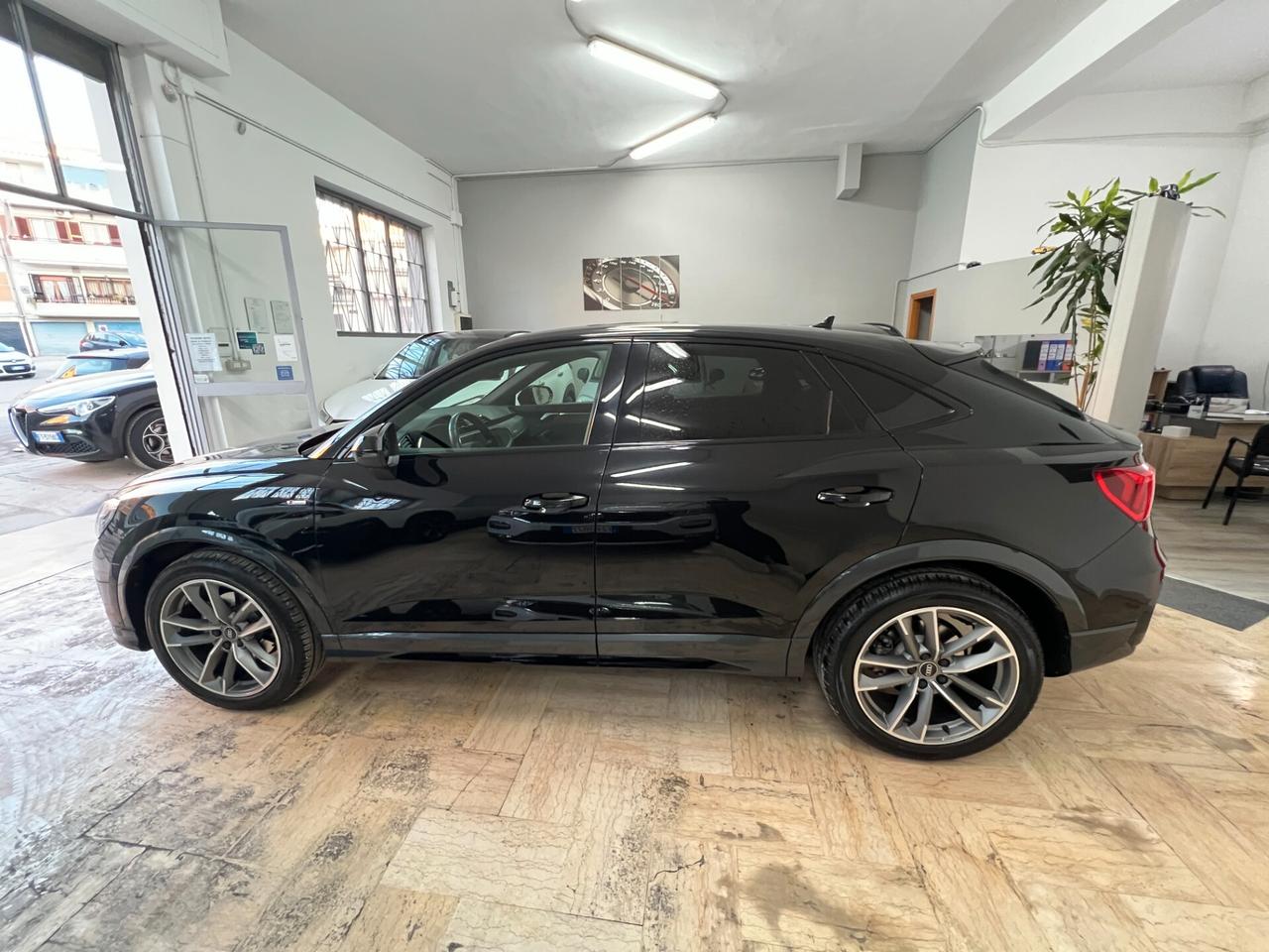 Audi Q3 SPB 35 TDI S tronic line edition