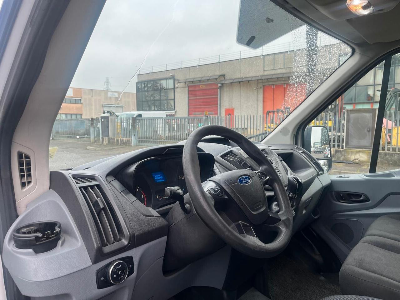 Ford Transit 350 2.2TDCi 155CV **+IVA**