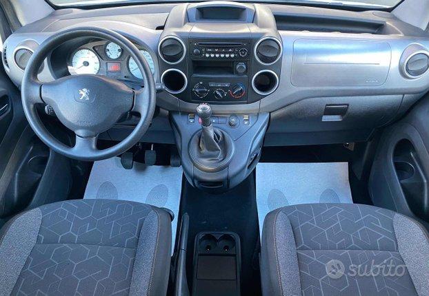 PEUGEOT Partner Tepee BlueHDi 75 Active