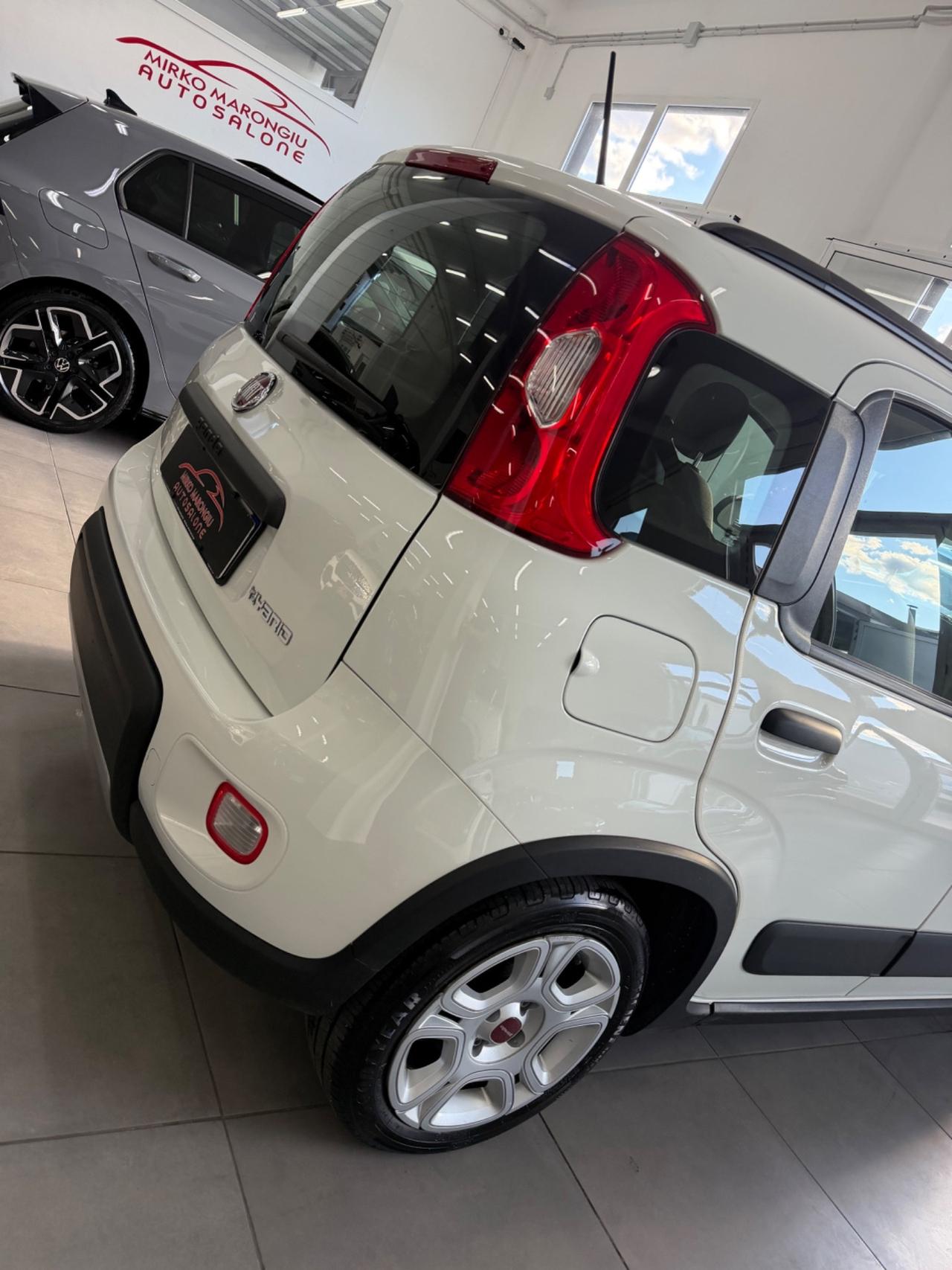 Fiat Panda 1.0 FireFly S&S Hybrid City FINANZIABILE
