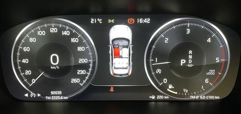 Volvo XC40 D3 AWD Geartronic Momentum