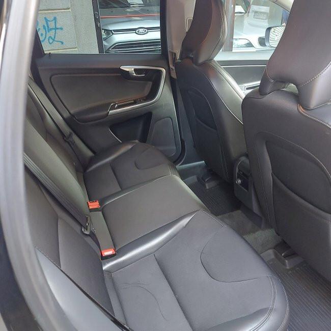Volvo XC 60 XC60 D4 AWD Geartronic Kinetic
