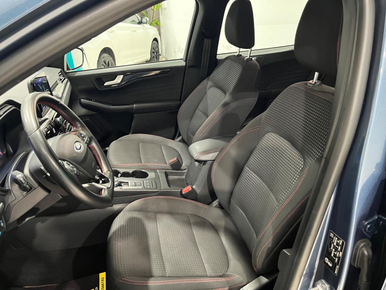 FORD KUGA 2022 DIESEL ST LINE *UNICOPROPRIETARIO