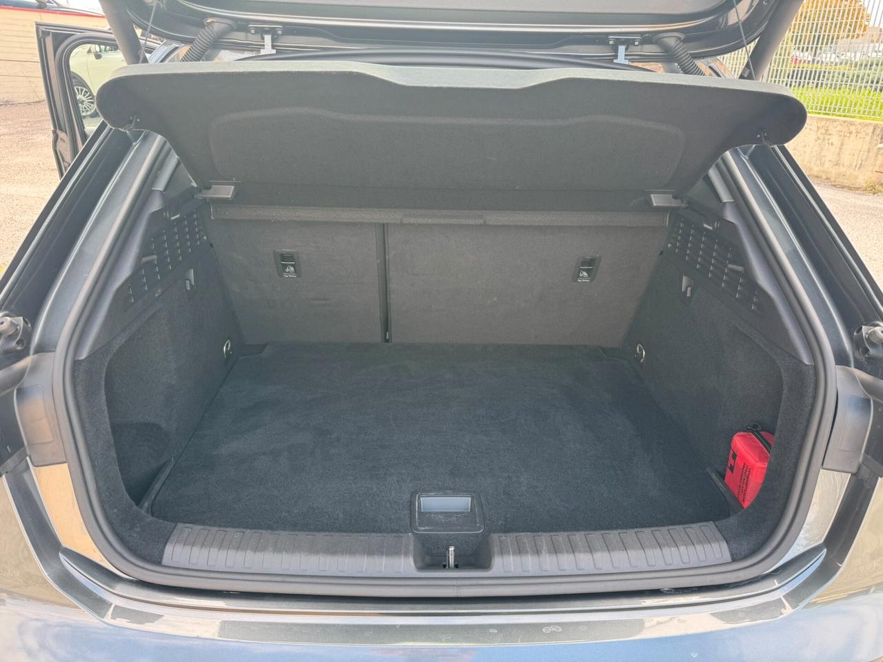 A3 SPB 1.5 G-Tron S-tronic S-Line Fari Full Led