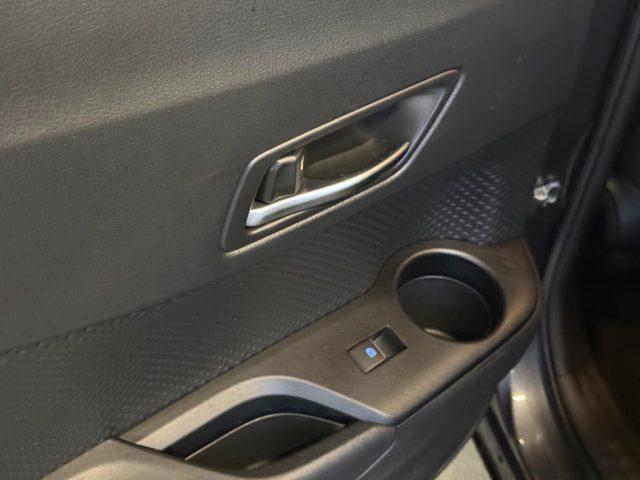 TOYOTA C-HR 1.8 Hybrid E-CVT Lounge