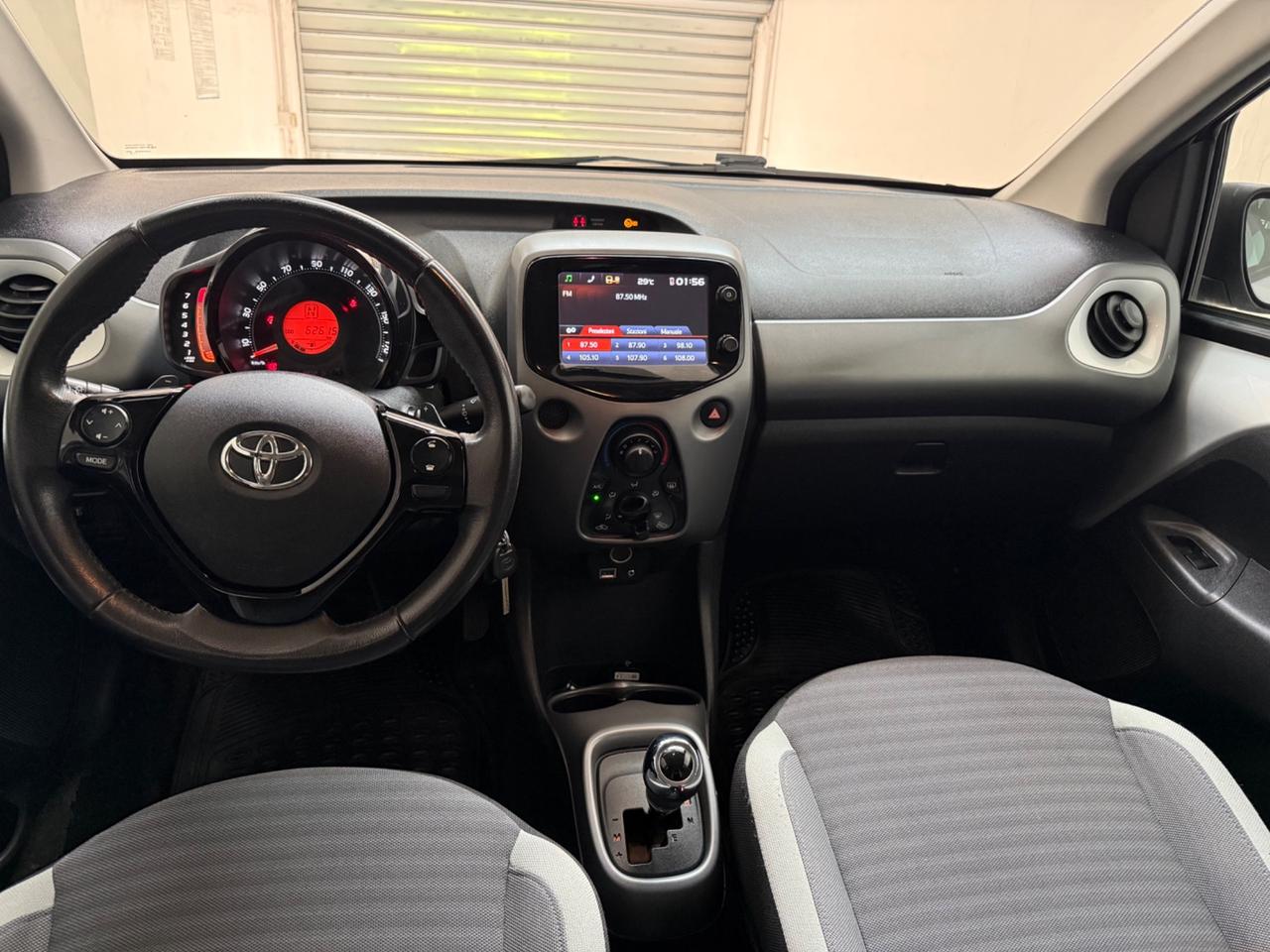 Toyota Aygo 1.0 VVT-i 72 CV 5 porte x-clusiv MMT