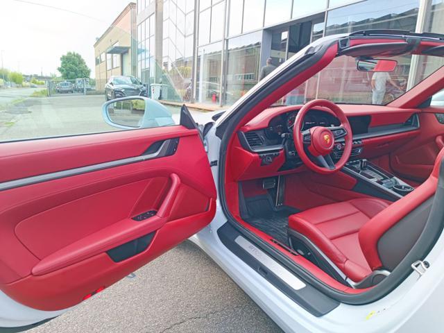PORSCHE 911 Targa 4S