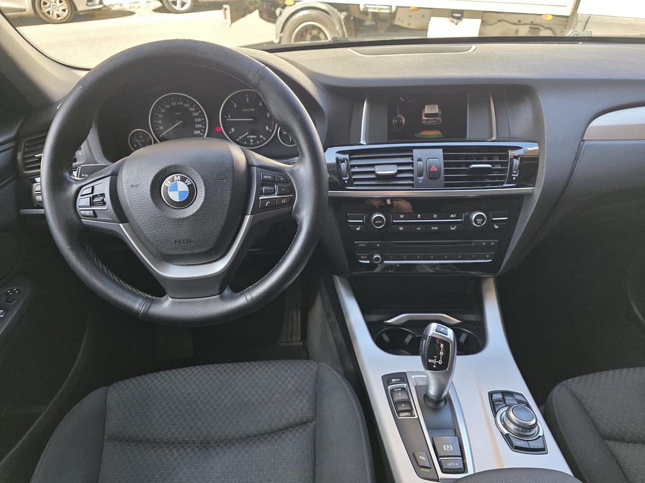 BMW X3 SDRIVE18D 2.0 - 150CV - GANCIO TRAINO