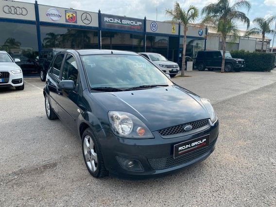 Ford Fiesta 1.4 TDCi 5p. Ghia