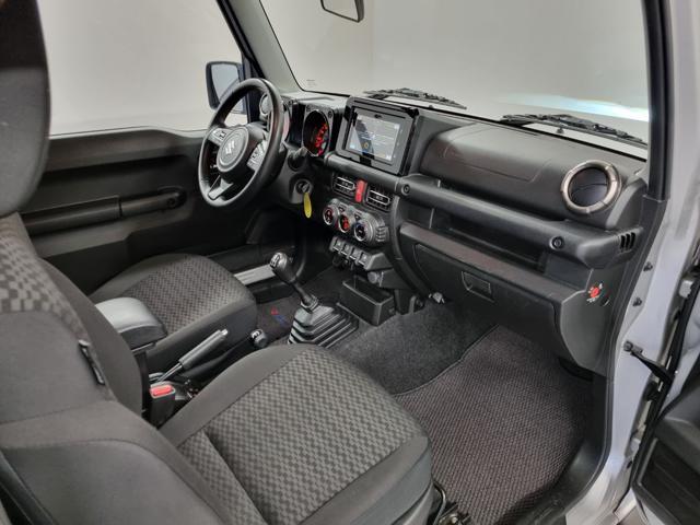 SUZUKI Jimny 1.5 5MT Top