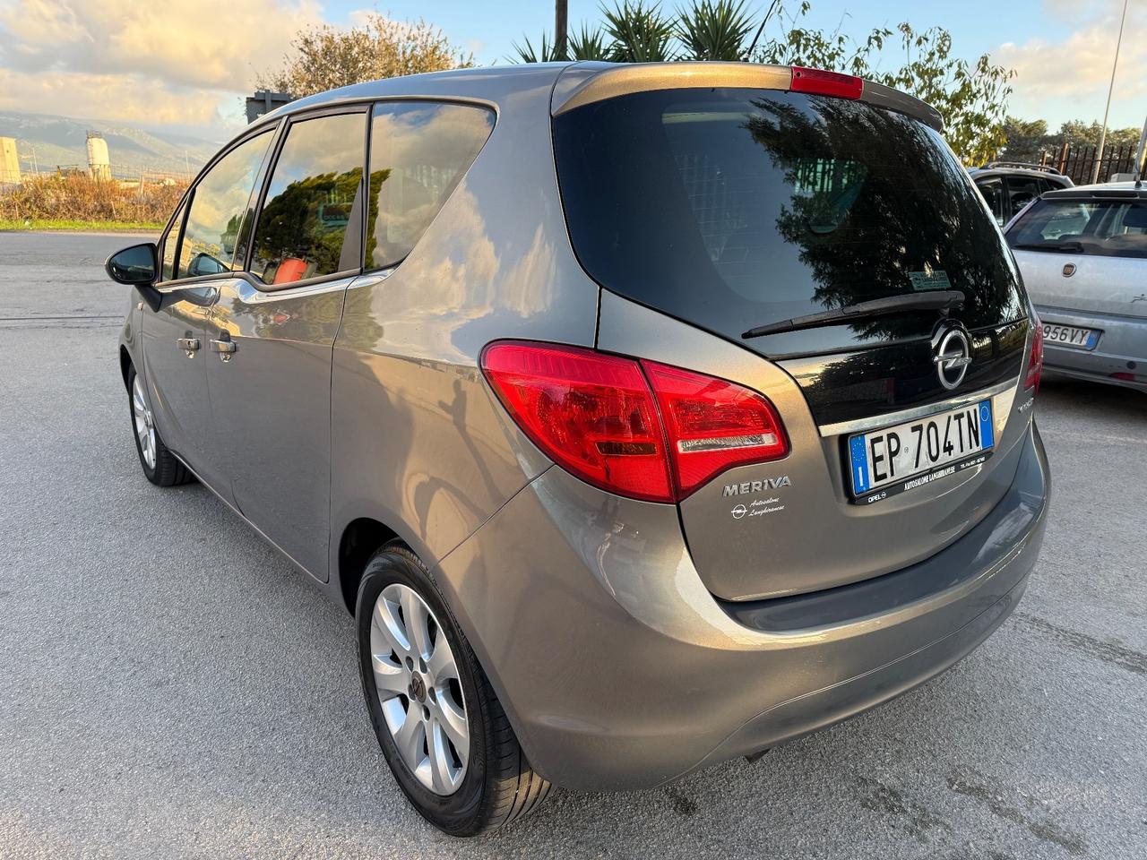 Opel Meriva 1.3 CDTI 95CV ecoFLEX Cosmo