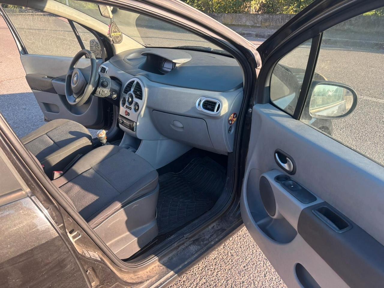 Renault Modus 1.5 dCi 85CV Dynamique