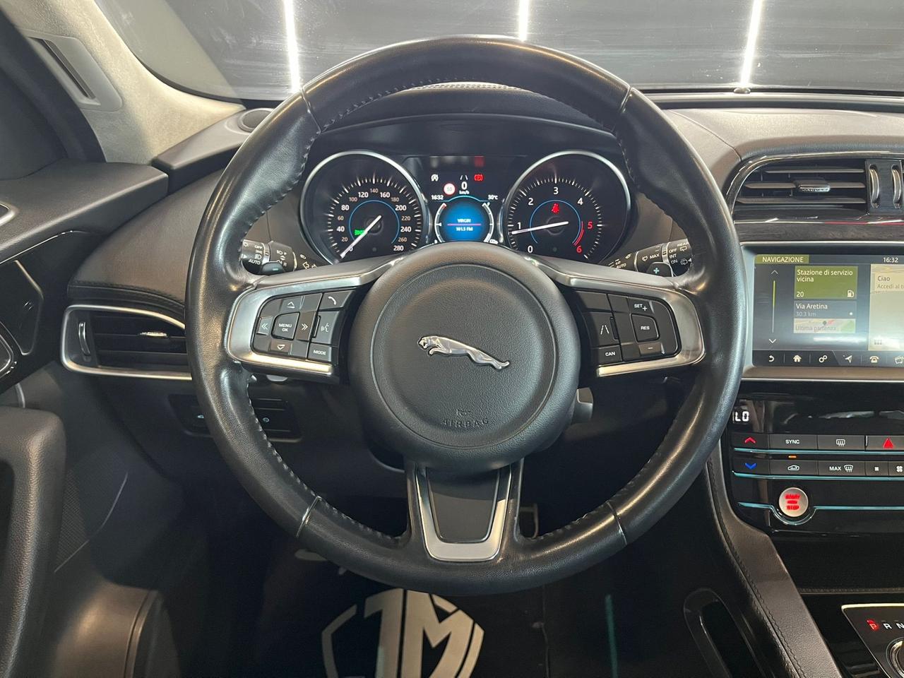 Jaguar F-Pace 2.0 D 180 CV AWD aut.Portfolio