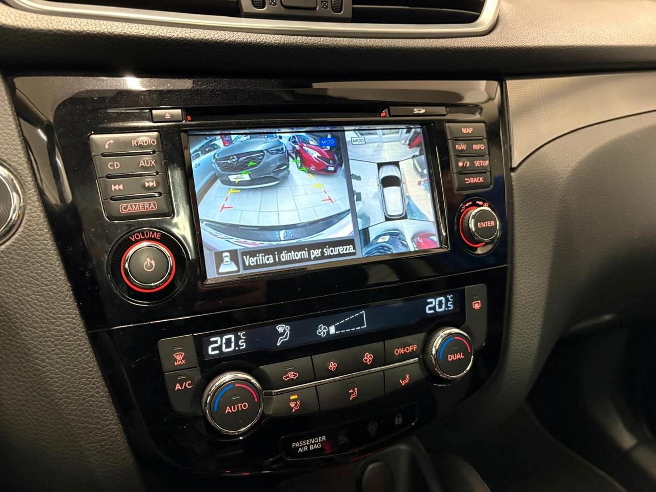 Nissan Qashqai 1.5 dCi N-Connecta