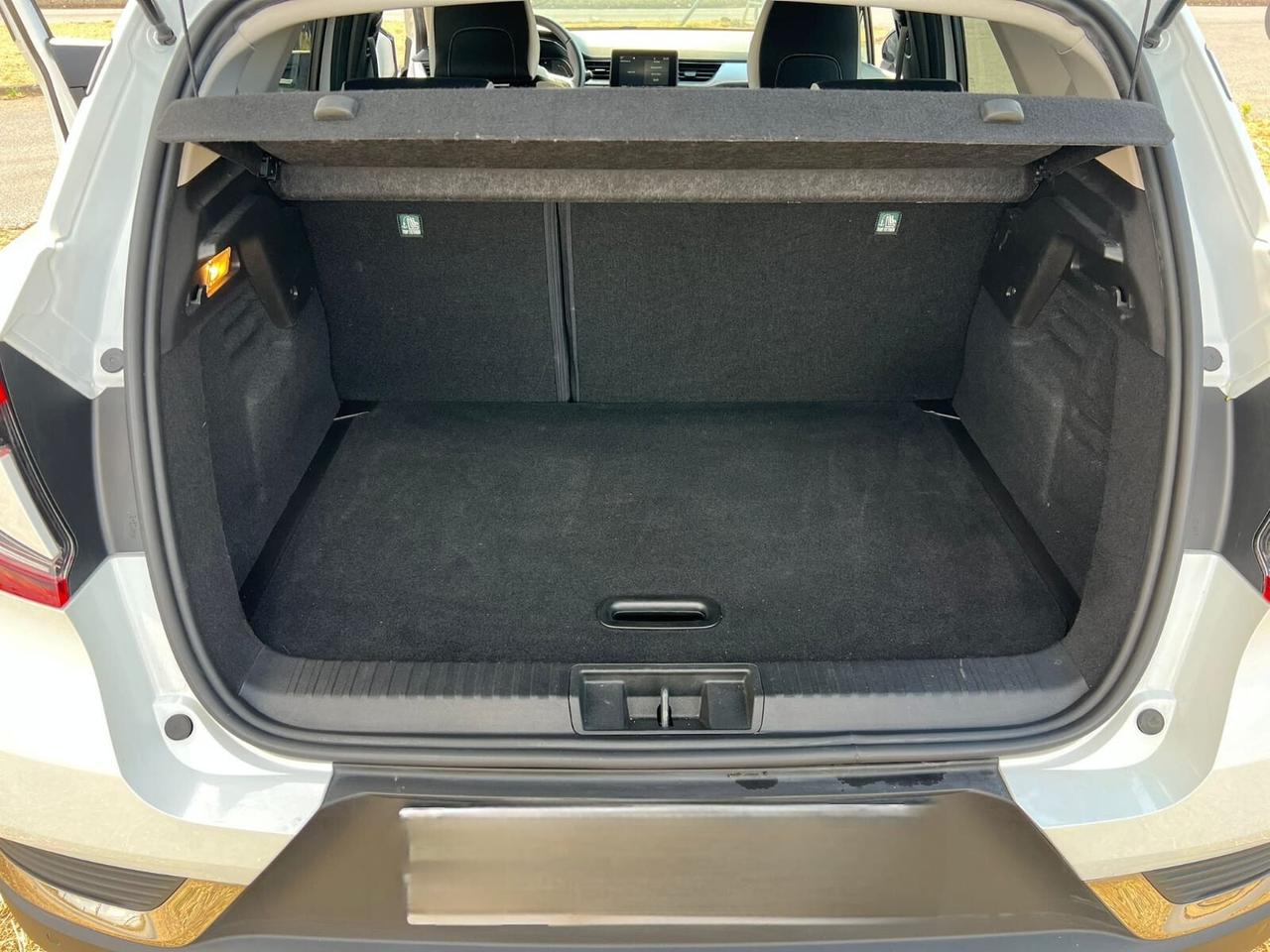 Renault Captur Full Hybrid Intens 1.6 145