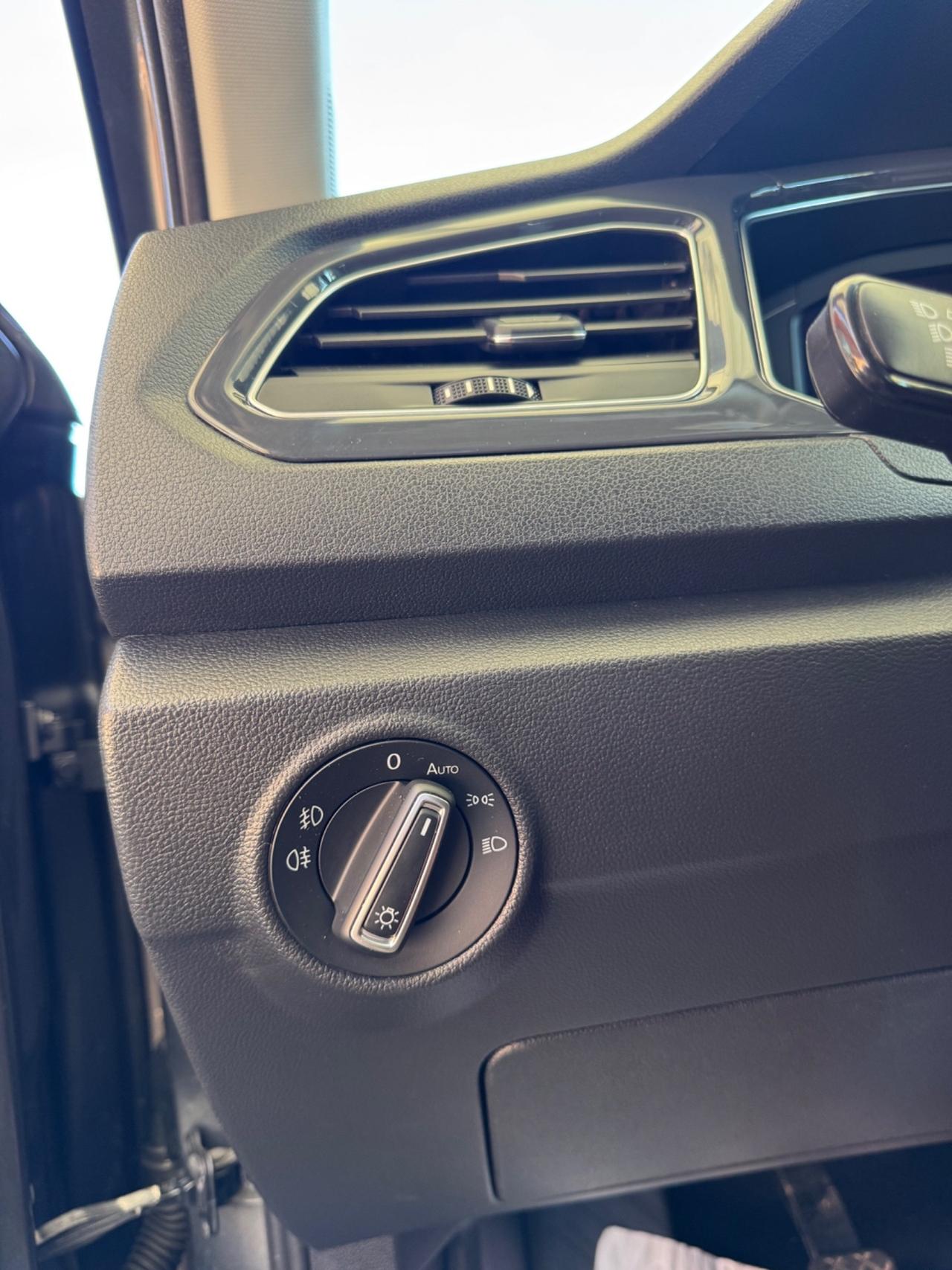 Volkswagen T-Roc 1.6 TDI SCR Advanced BlueMotion Technology